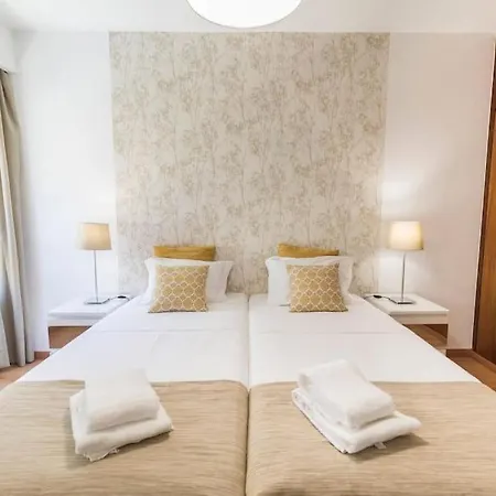 Apartament Olaias With Air-conditioned